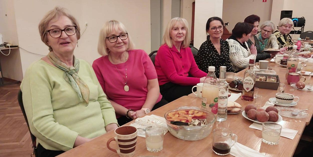 Stowarzyszenie UTW w Kruszwicy na zabawie andrzejkowej [VIDEO]