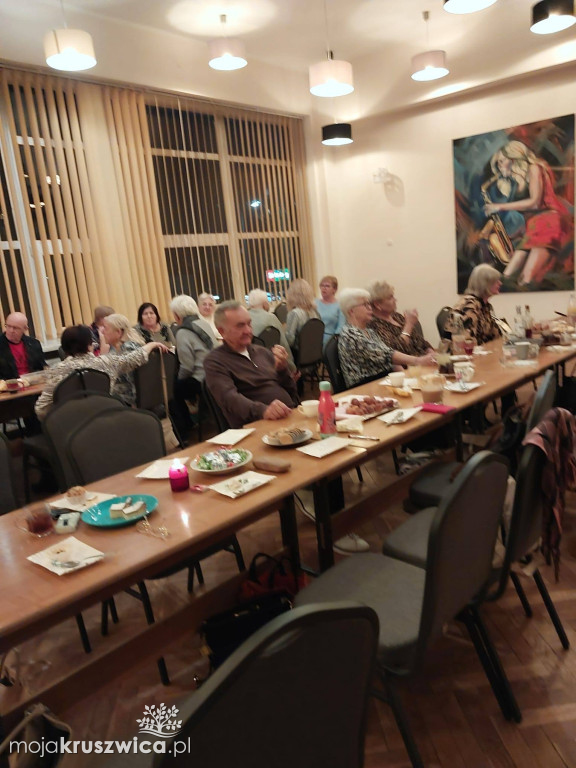 Stowarzyszenie UTW w Kruszwicy na zabawie andrzejkowej [VIDEO]
