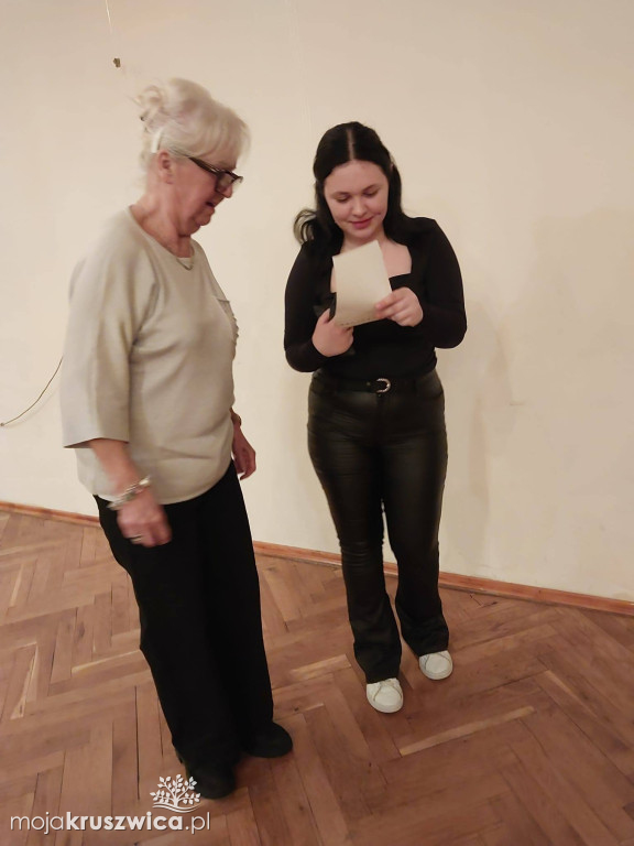 Stowarzyszenie UTW w Kruszwicy na zabawie andrzejkowej [VIDEO]