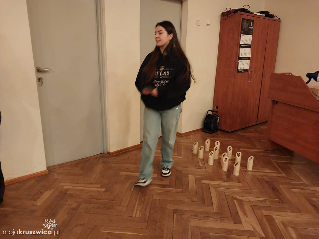 Stowarzyszenie UTW w Kruszwicy na zabawie andrzejkowej [VIDEO]