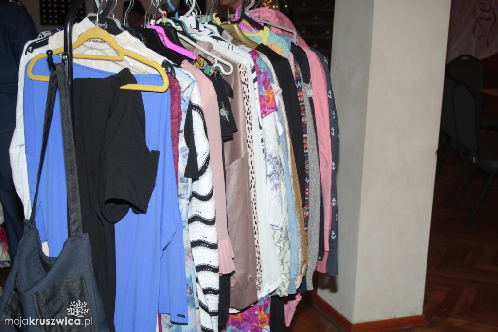 Odzieżowe fantazje na Zagoplu. Restylizacja z Anną Jarębską [FOTORELACJA]