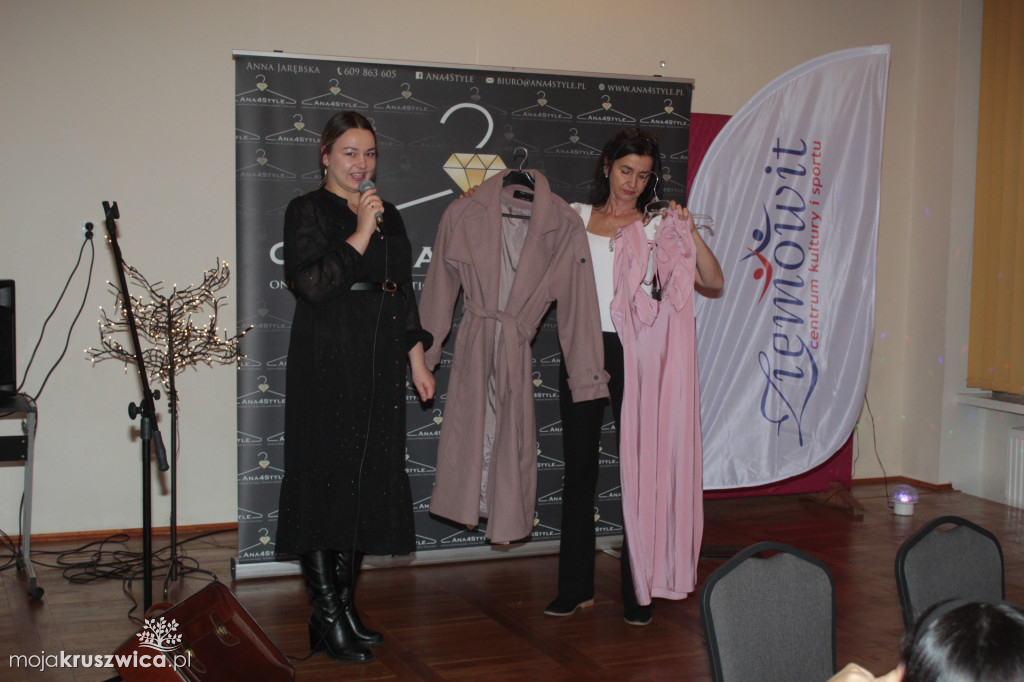 Odzieżowe fantazje na Zagoplu. Restylizacja z Anną Jarębską [FOTORELACJA]