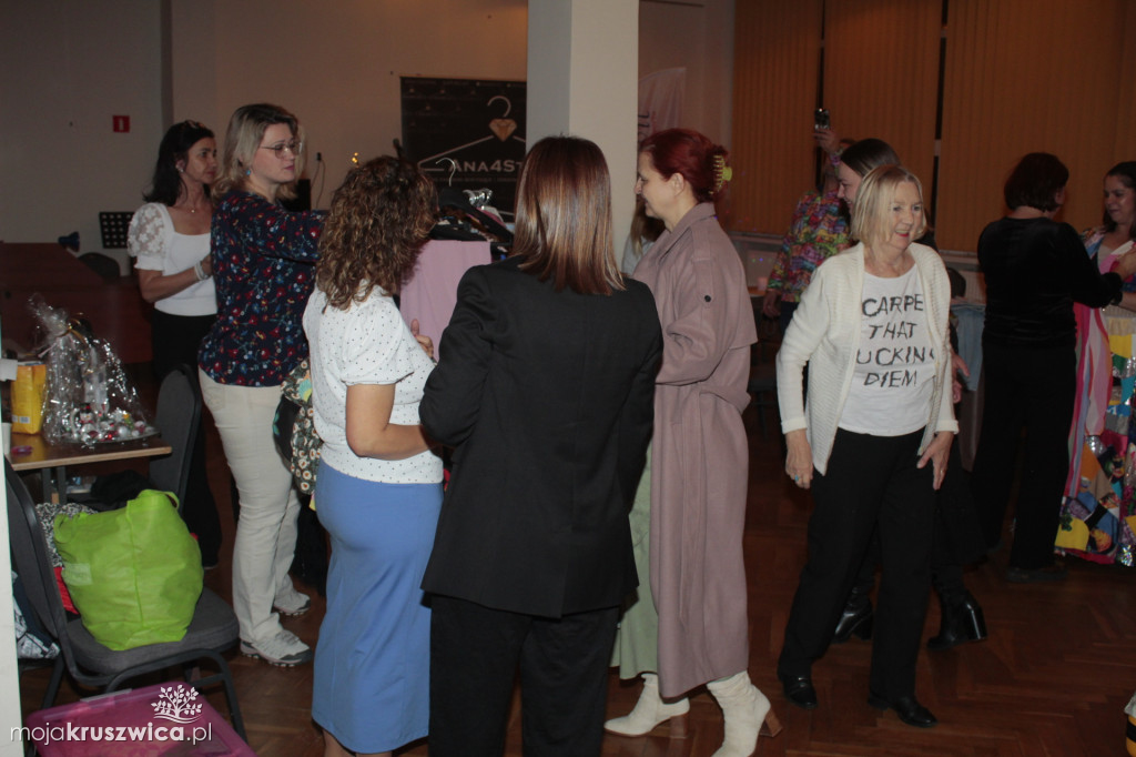 Odzieżowe fantazje na Zagoplu. Restylizacja z Anną Jarębską [FOTORELACJA]