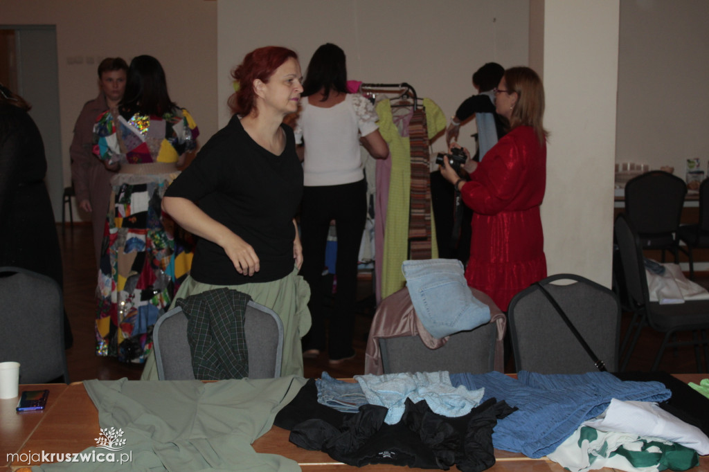 Odzieżowe fantazje na Zagoplu. Restylizacja z Anną Jarębską [FOTORELACJA]