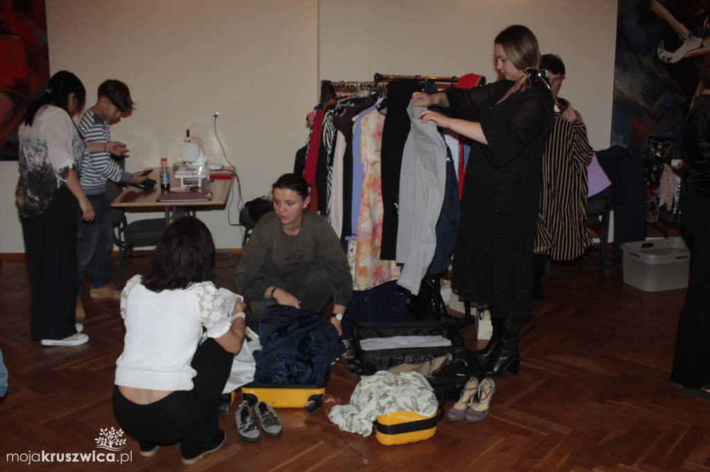 Odzieżowe fantazje na Zagoplu. Restylizacja z Anną Jarębską [FOTORELACJA]