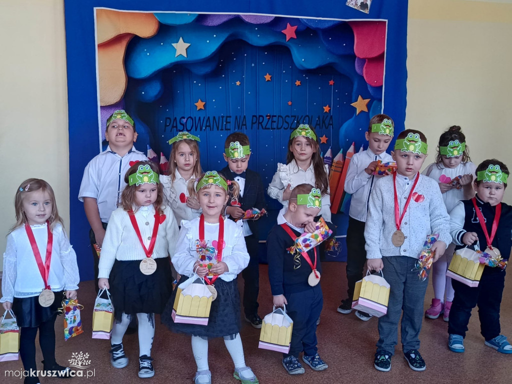 W SP Rusinowo odbyło się pasowanie na przedszkolaka! [ZDJĘCIA]
