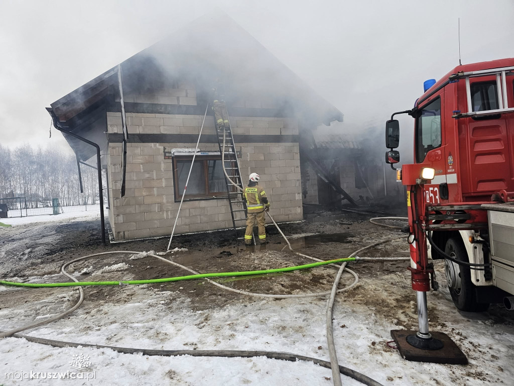Trwa akcja i pomoc dla pogorzelców w miejscowości Sukowy [SZCZEGÓŁY]