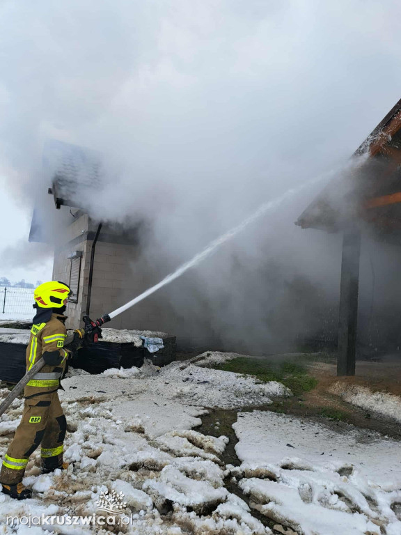 Trwa akcja i pomoc dla pogorzelców w miejscowości Sukowy [SZCZEGÓŁY]