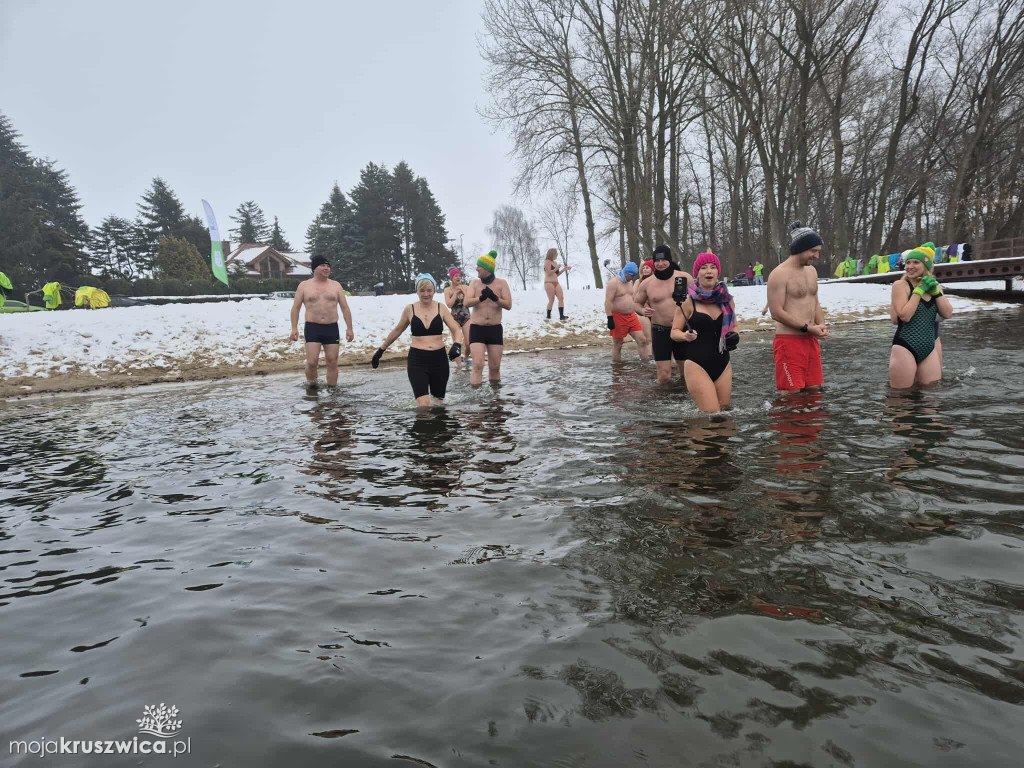 Andrzejkowe morsowanie Kruszwickiego Klubu Morsów