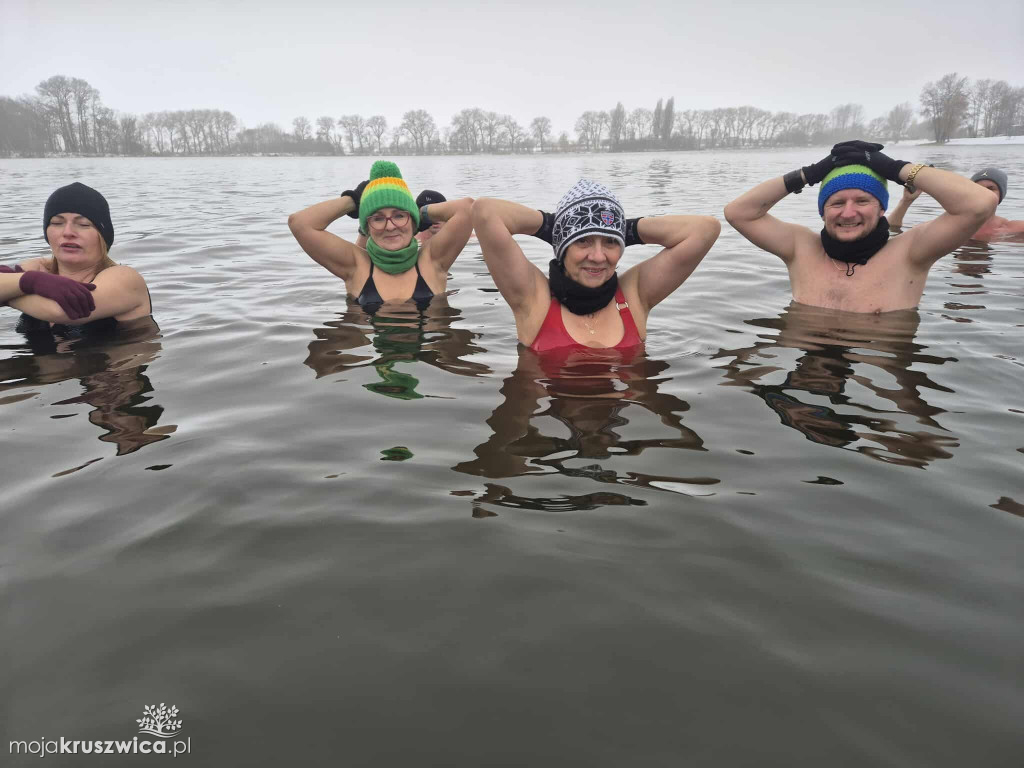 Andrzejkowe morsowanie Kruszwickiego Klubu Morsów