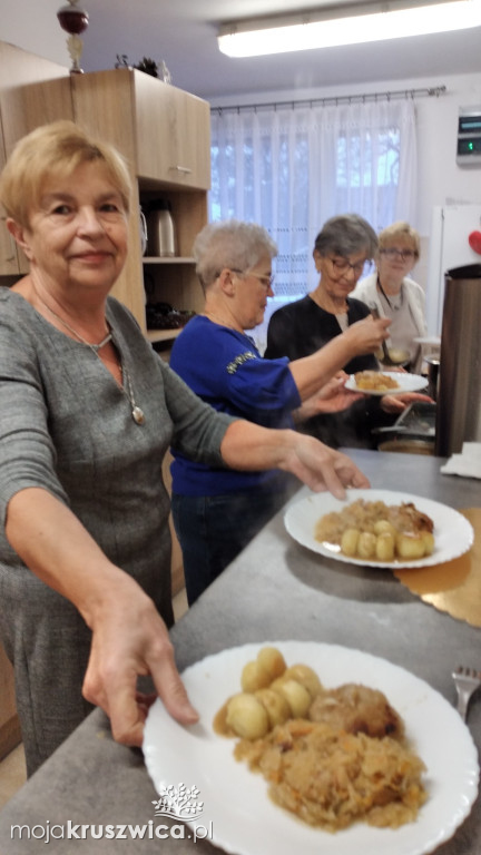 „Andrzejki” w Klubie Seniora w Polanowicach