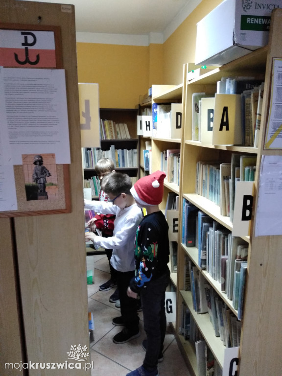 Chelmce: Pasowanie uczniów klasy I na czytelnika