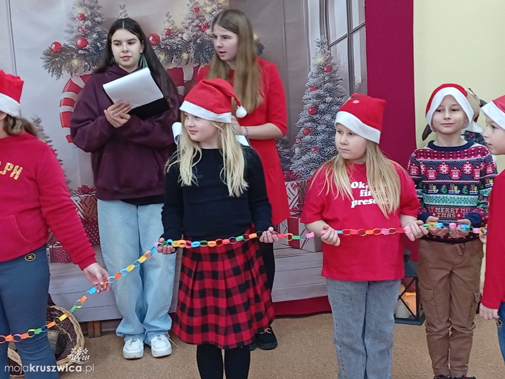 Rusinowo: Szkoła niczym wioska św. Mikołaja [ZDJĘCIA]