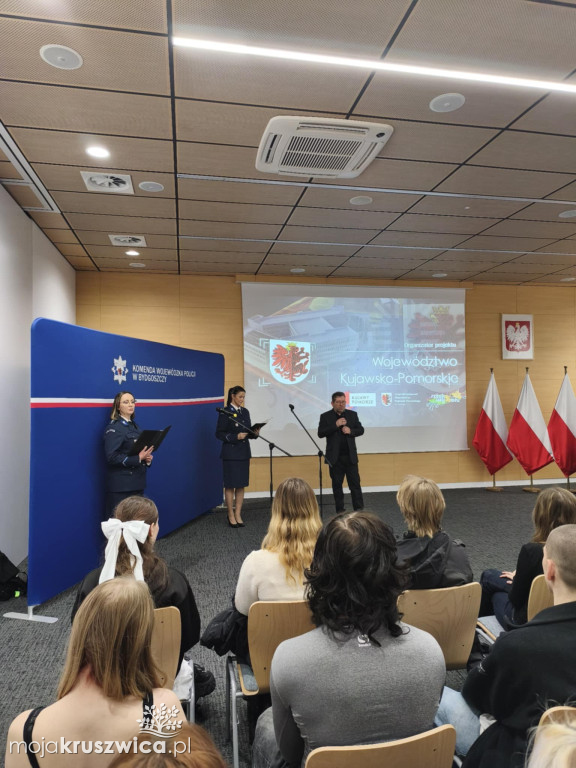 Szymon Migdalski z wyróżnieniem w konkursie „Plakat! Akcja! Reakcja!”