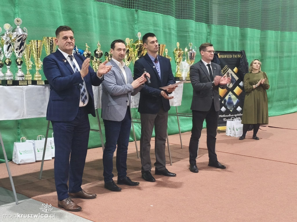 56. Wystawa Gołębi Pocztowych Okręgu Bydgoszcz w Kruszwicy [ZDJĘCIA]