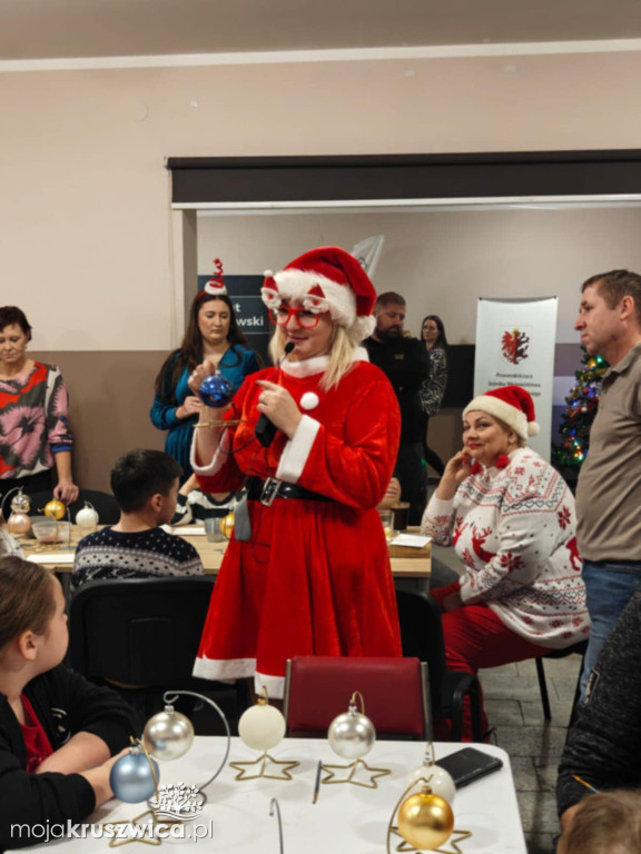 Mikołajki w Paprosach Skotnikach. Za nami wspólne świętowanie [FOTO]