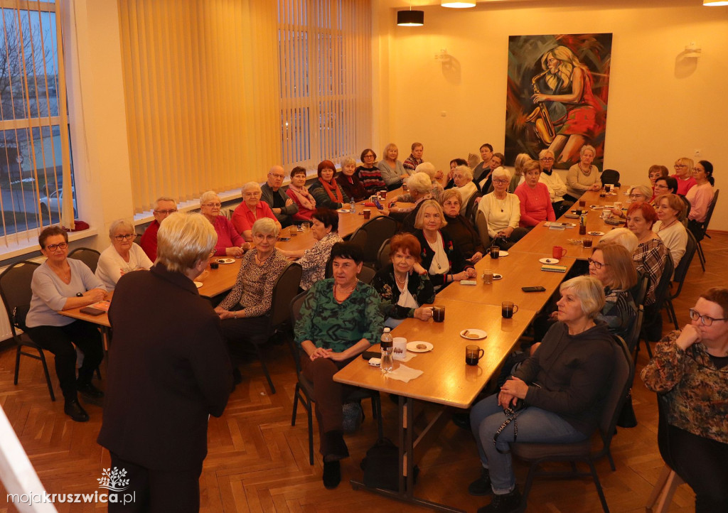 Spotkanie autorskie z Anną Skrzypińską w klubie „Popiel” na Zagoplu