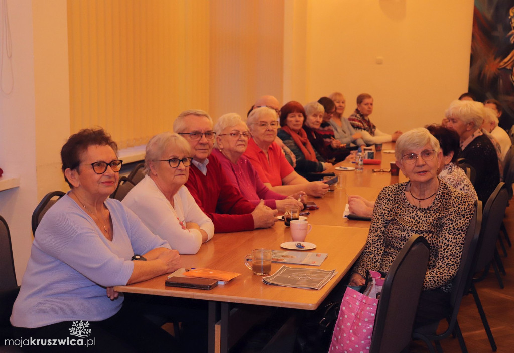 Spotkanie autorskie z Anną Skrzypińską w klubie „Popiel” na Zagoplu