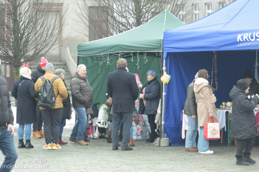 ŚWIĘTA 2025: Jarmark Świątecznych Rozmaitości w Kruszwicy [ZDJĘCIA]