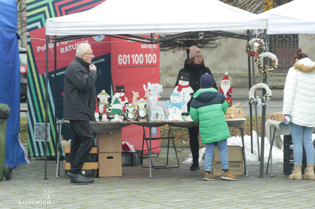 ŚWIĘTA 2025: Jarmark Świątecznych Rozmaitości w Kruszwicy [ZDJĘCIA]