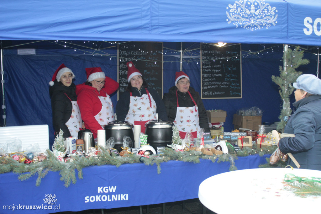 ŚWIĘTA 2025: Jarmark Świątecznych Rozmaitości w Kruszwicy [ZDJĘCIA]