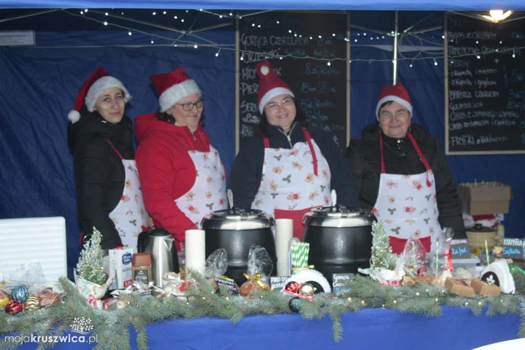 ŚWIĘTA 2025: Jarmark Świątecznych Rozmaitości w Kruszwicy [ZDJĘCIA]