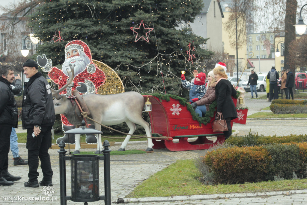 ŚWIĘTA 2025: Jarmark Świątecznych Rozmaitości w Kruszwicy [ZDJĘCIA]