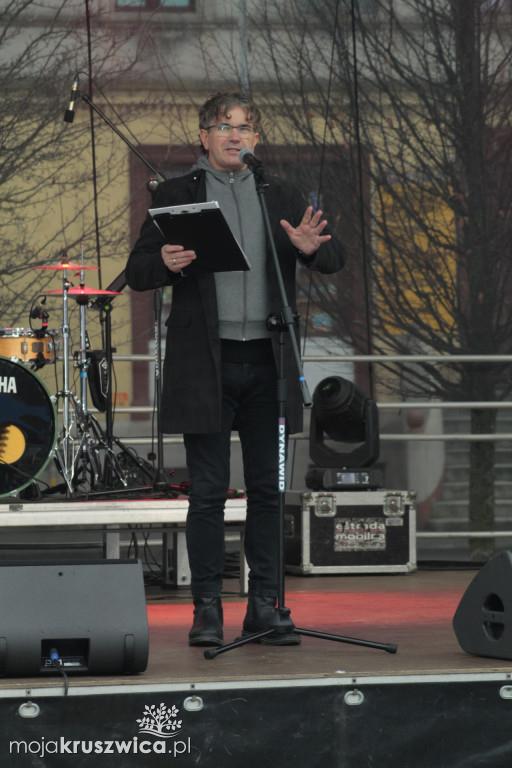 ŚWIĘTA 2025: Jarmark Świątecznych Rozmaitości w Kruszwicy [ZDJĘCIA]