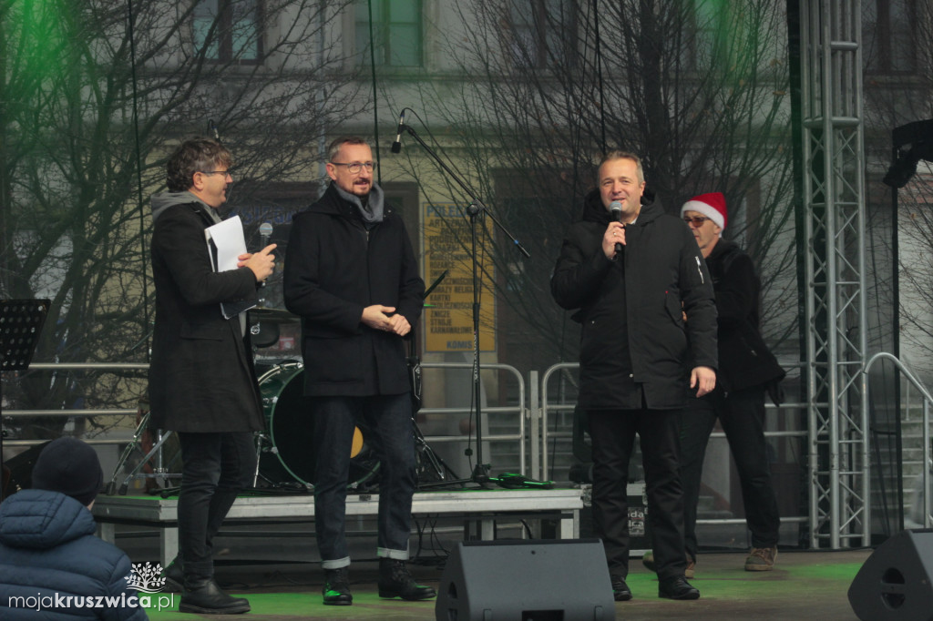 ŚWIĘTA 2025: Jarmark Świątecznych Rozmaitości w Kruszwicy [ZDJĘCIA]