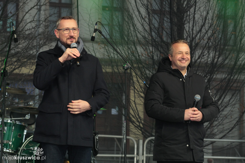 ŚWIĘTA 2025: Jarmark Świątecznych Rozmaitości w Kruszwicy [ZDJĘCIA]