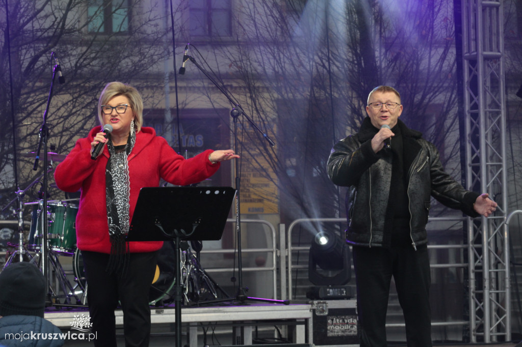 ŚWIĘTA 2025: Jarmark Świątecznych Rozmaitości w Kruszwicy [ZDJĘCIA]