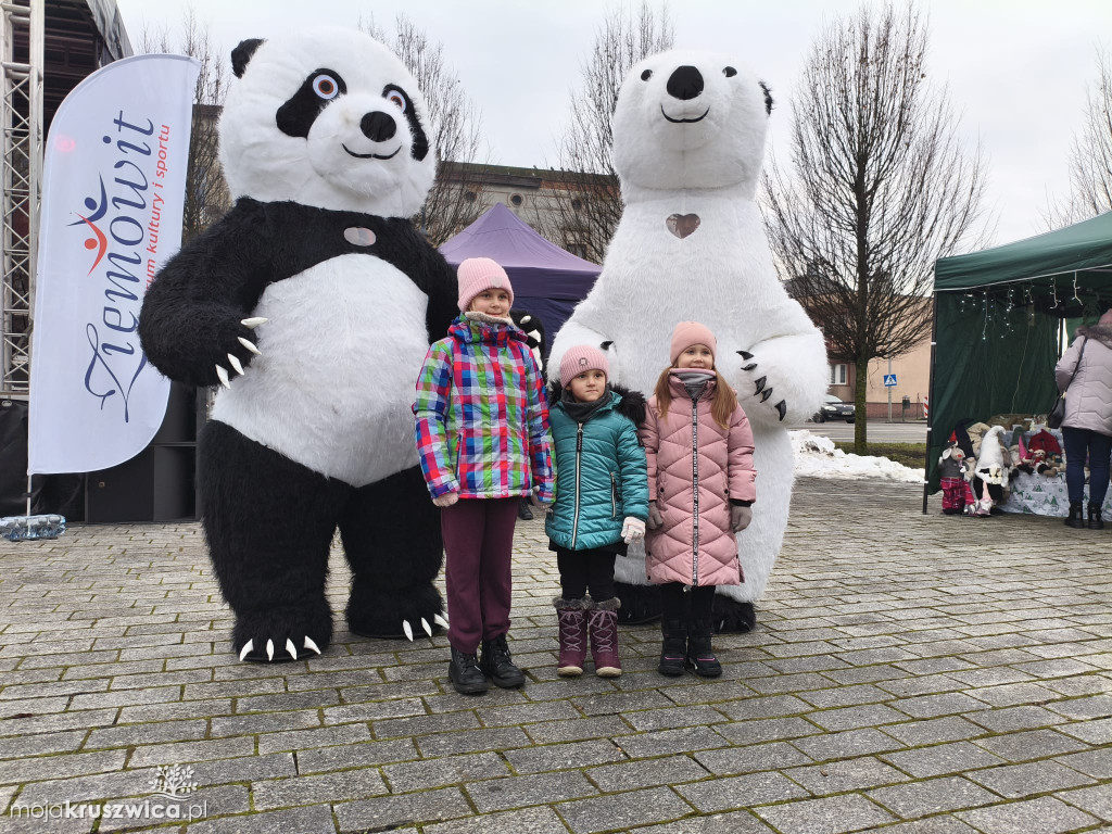 ŚWIĘTA 2025: Jarmark Świątecznych Rozmaitości w Kruszwicy [ZDJĘCIA]