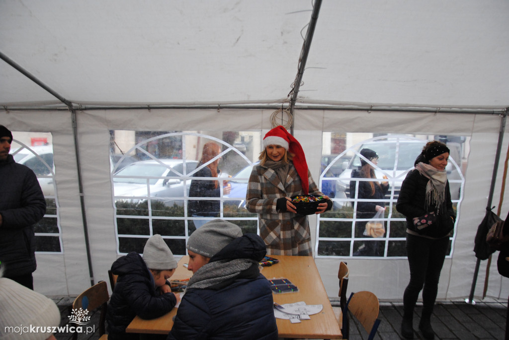 ŚWIĘTA 2025: Jarmark Świątecznych Rozmaitości w Kruszwicy [ZDJĘCIA]