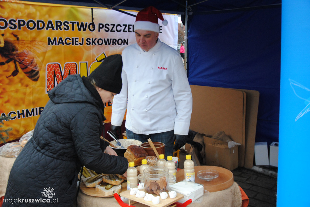 ŚWIĘTA 2025: Jarmark Świątecznych Rozmaitości w Kruszwicy [ZDJĘCIA]