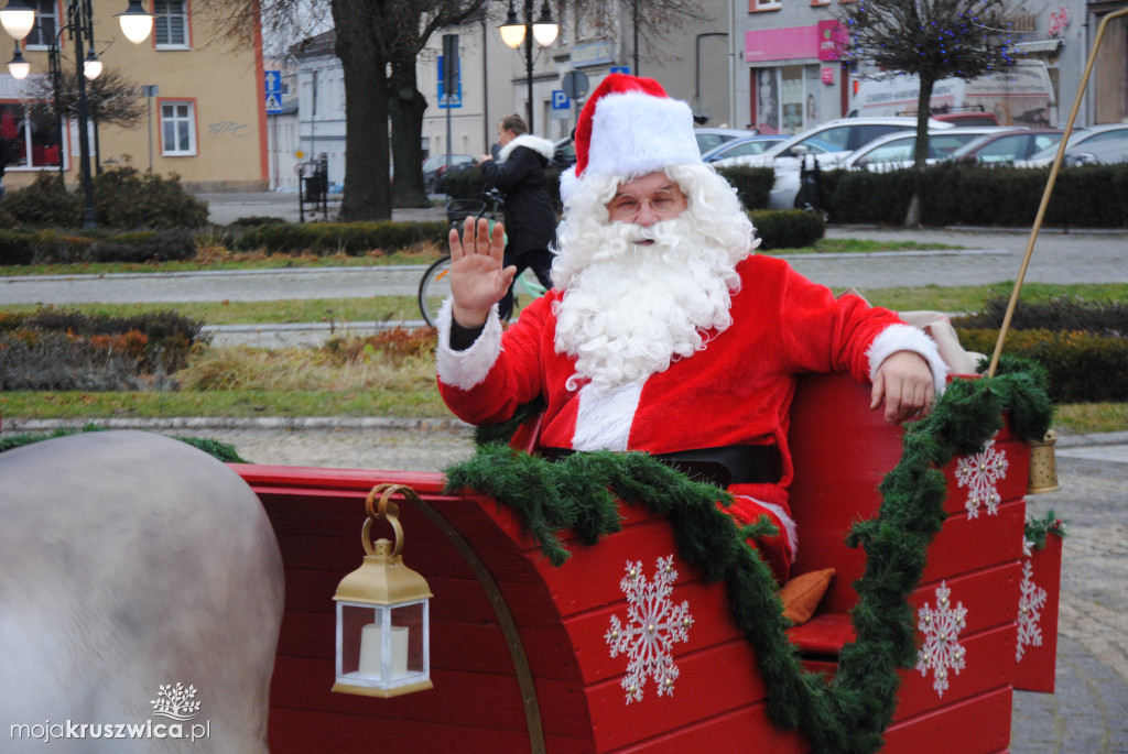 ŚWIĘTA 2025: Jarmark Świątecznych Rozmaitości w Kruszwicy [ZDJĘCIA]