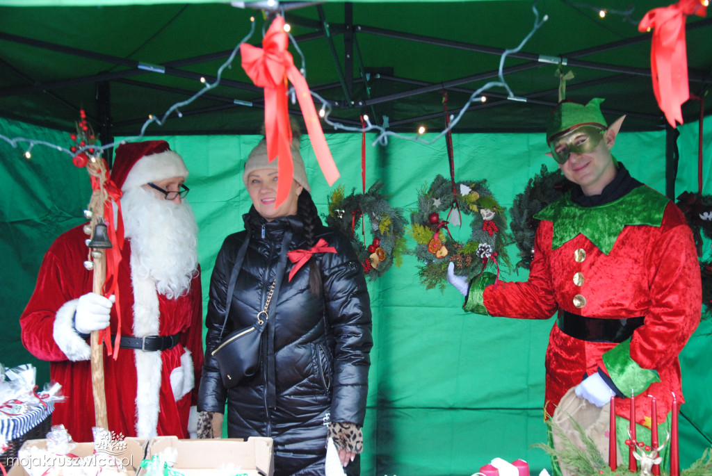 ŚWIĘTA 2025: Jarmark Świątecznych Rozmaitości w Kruszwicy [ZDJĘCIA]
