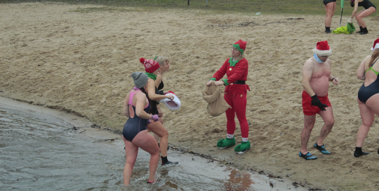 Mikołajkowe morsowanie na Gople