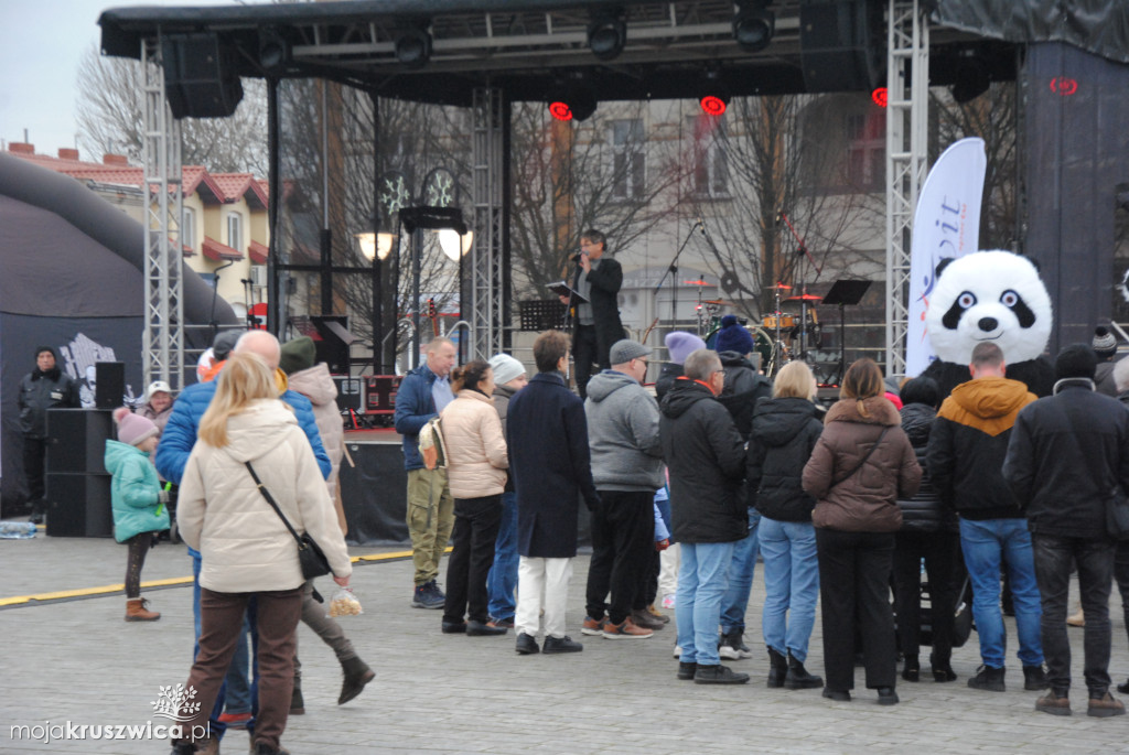 ŚWIĘTA 2025: Jarmark Świątecznych Rozmaitości w Kruszwicy [ZDJĘCIA]