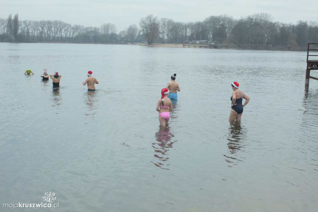 Mikołajkowe morsowanie na Gople