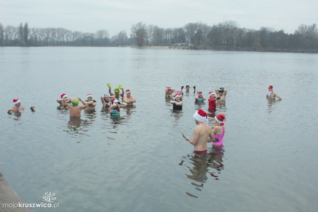 Mikołajkowe morsowanie na Gople