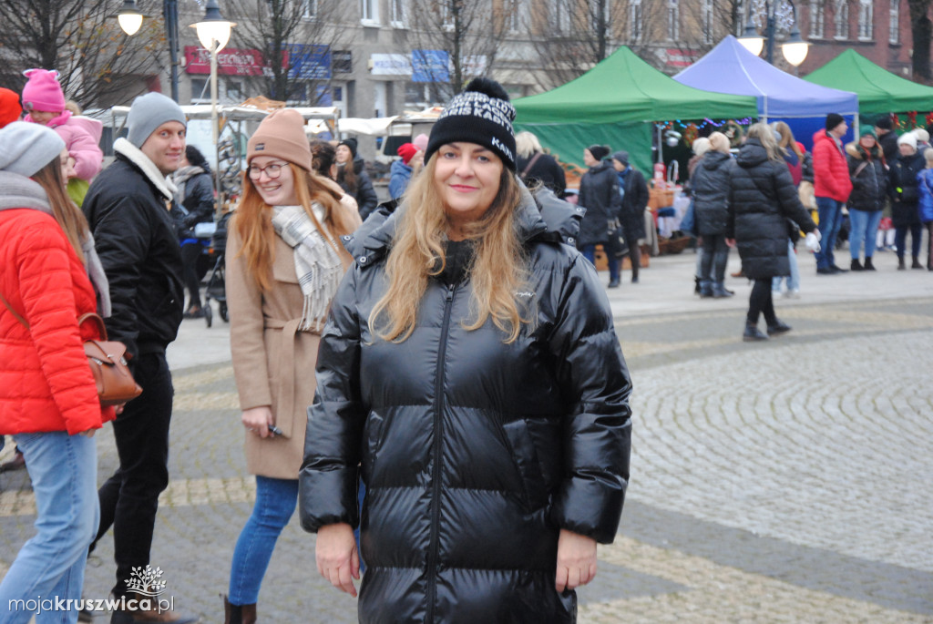ŚWIĘTA 2025: Jarmark Świątecznych Rozmaitości w Kruszwicy [ZDJĘCIA]