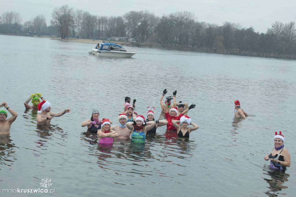 Mikołajkowe morsowanie na Gople