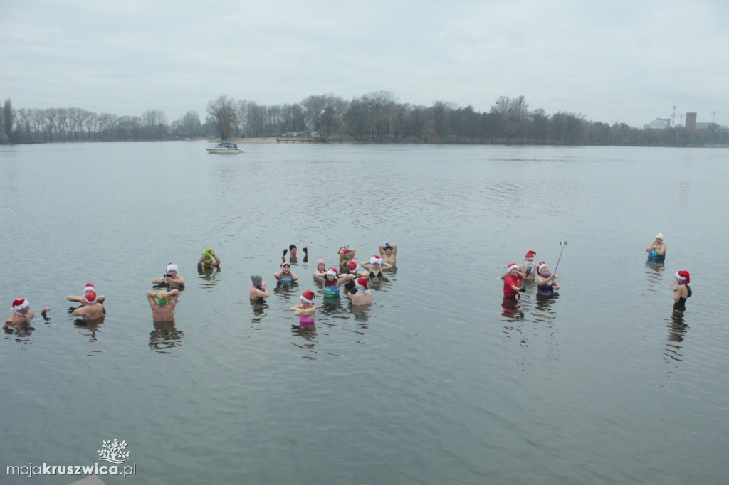 Mikołajkowe morsowanie na Gople