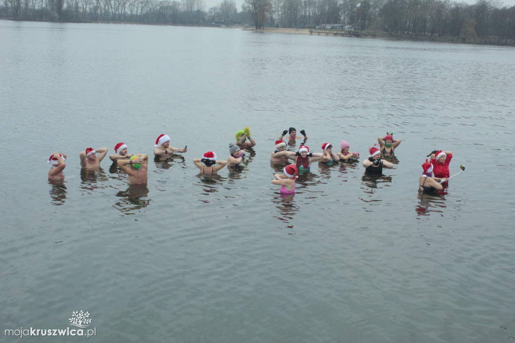 Mikołajkowe morsowanie na Gople