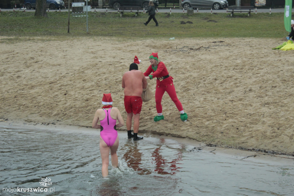 Mikołajkowe morsowanie na Gople