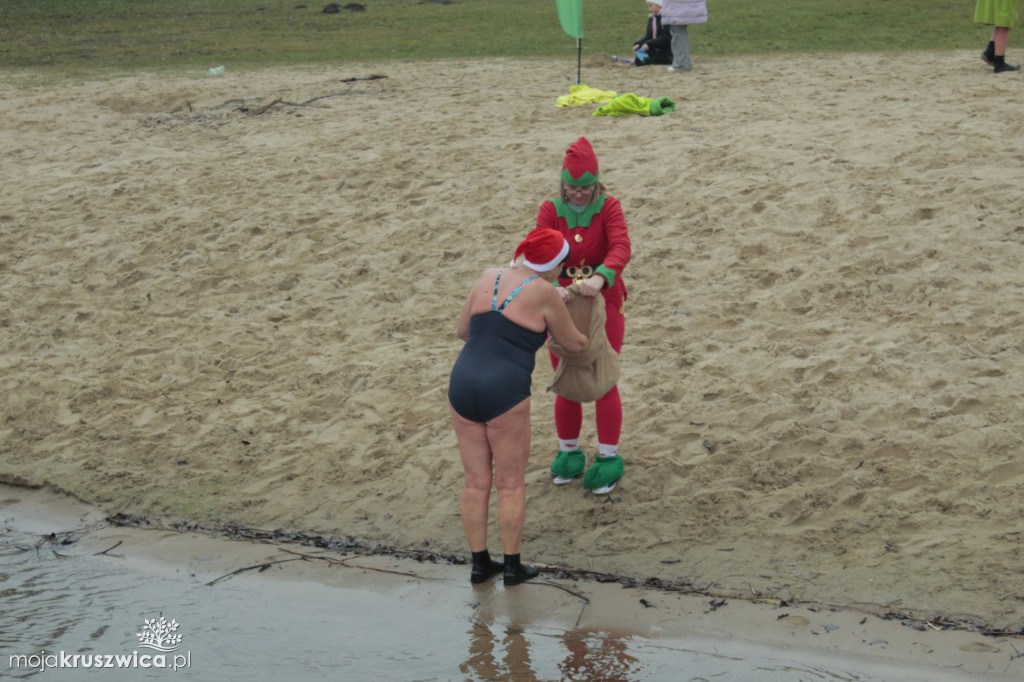 Mikołajkowe morsowanie na Gople