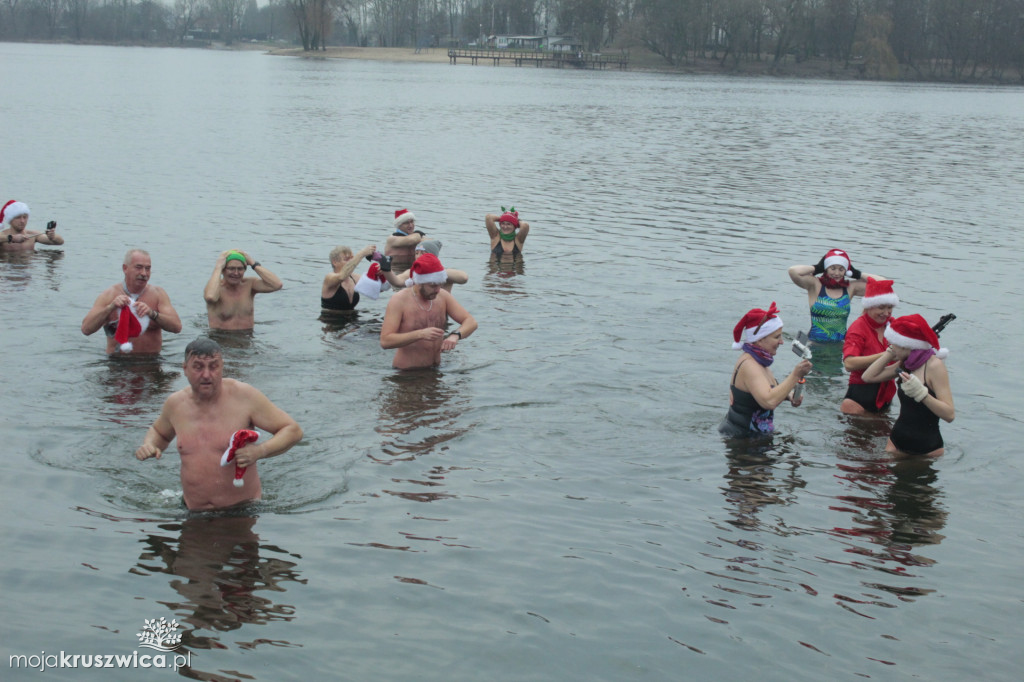 Mikołajkowe morsowanie na Gople