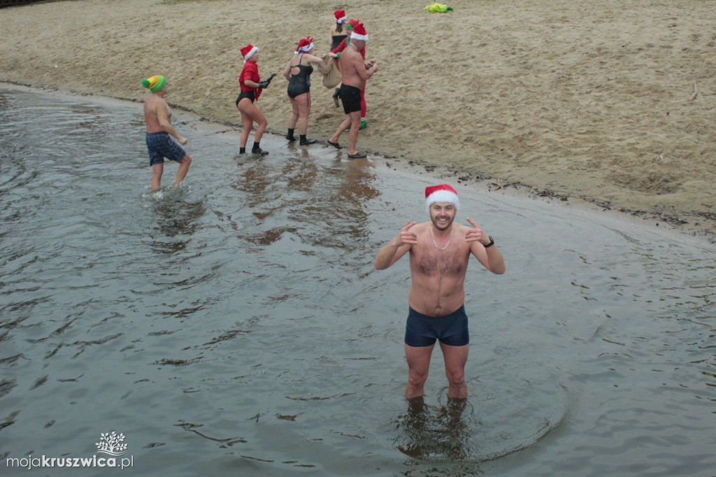 Mikołajkowe morsowanie na Gople