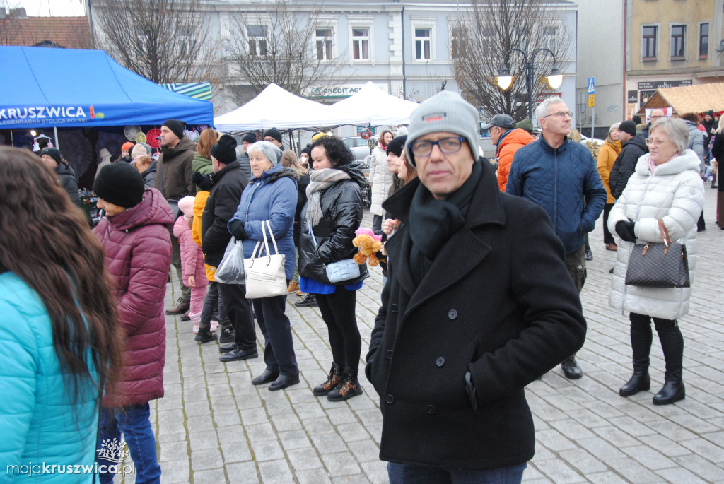 ŚWIĘTA 2025: Jarmark Świątecznych Rozmaitości w Kruszwicy [ZDJĘCIA]