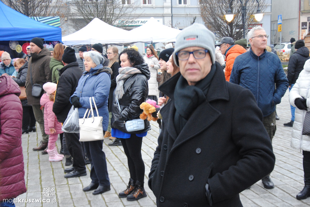 ŚWIĘTA 2025: Jarmark Świątecznych Rozmaitości w Kruszwicy [ZDJĘCIA]